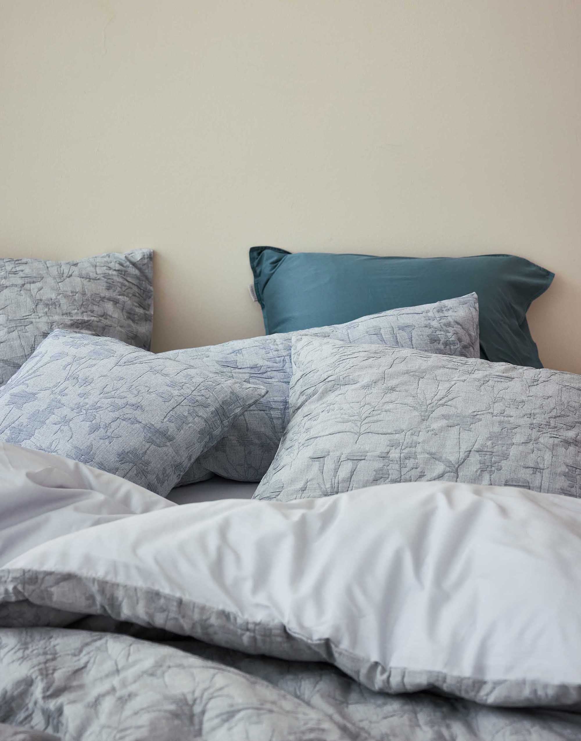 Bettwäschegarnitur Essenza grau